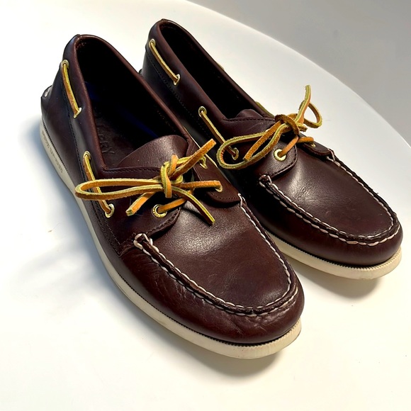 SPERRY shoes - Picture 3 of 10